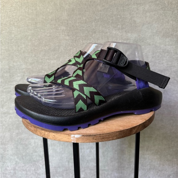 Chaco Z/1 Festival Vibram Outdoor Sandals Chevron Print Size 8 - Picture 2 of 10